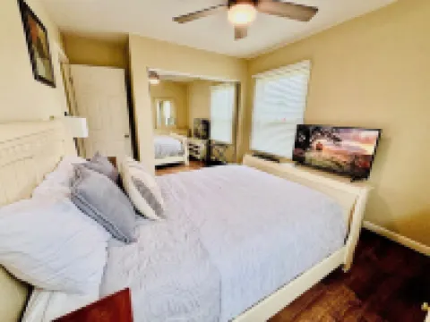 Xenia 3Bd Home-Foosball Game Room-Fire Pit-Near Downtown