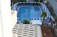Hotel Onufri - Pools