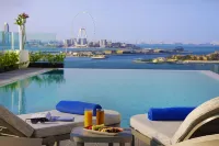 Tumbi Hotel Dubai the Palm, Tapestry Collection by Hilton - Bãi biển