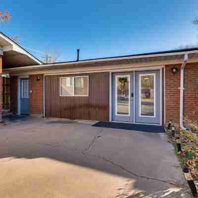 Cozy apartment in charming Moab Downtown with kitchen and great fruit backyard, Hotel Exterior