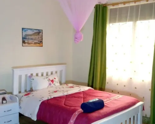 The Green-Village Villa Hotels in Busiro
