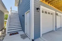 Ocean Isle Beach Vacation Rental ~ 1 Mi to Pier! - balcony
