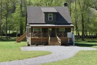Creekside Screened Porch, Pet Friendly, Minutes to Downtown Hayesville. Firewood - Chalets