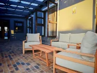 Stylish Studio Room with Shared Pool Near Table View Beach - 3-Star