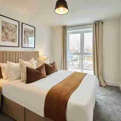 Host Stay 10 Queens Court Rooms