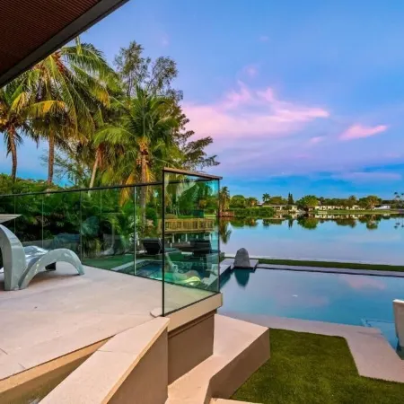 Villa Juani Waterfront Luxury Property