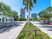 101 Wave Miami Beach Hotels in Miami Beach