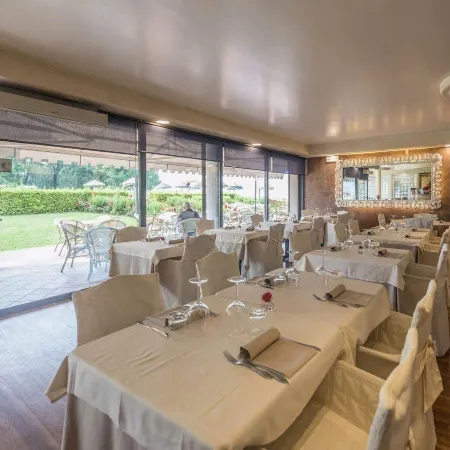 Yachting Hotel Mistral