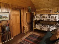 Nice quaint cabin in Panguitch Lake UT with a great view!