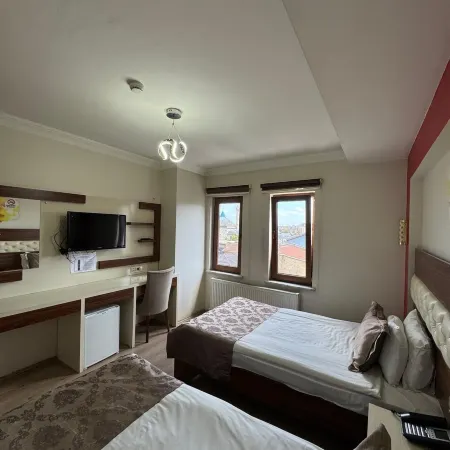 Mesnevi Otel