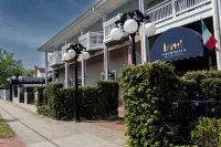 Prime downtown location, luxury condo getaway