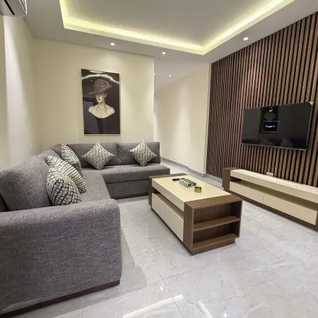 006 JRE Apartment With Stunning Boulevar