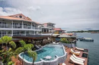 Tropical Suites Hotel - Pysäköinti