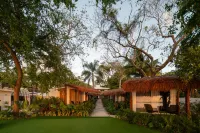 Casa Aakal Lagoon Front - 3-Star
