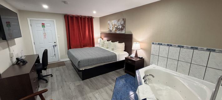 Perth Plaza Inn & Suites Hotéis em Lanark County