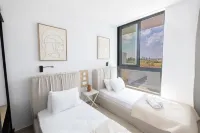 New 4 bedroom villa with pool, 100 Meters from the beach - Butik