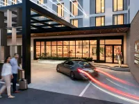 AC Hotel Denver RiNo ザ・ソース周辺のホテル