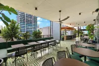 Natiivo Building - Walkable to South Beach - We Host - balcon