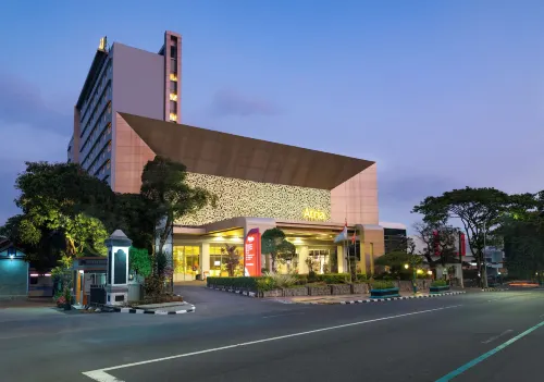 โรงแรมอาทริอา มาเกลาง