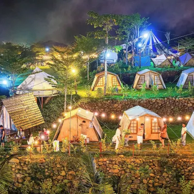 LEAF VILLAGE & FARM サンワールド バーナーヒルズ周辺のホテル
