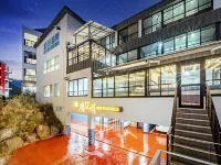 Geoje Memory Kids Pool Villa Hotels near Maengjongjuk Theme Park