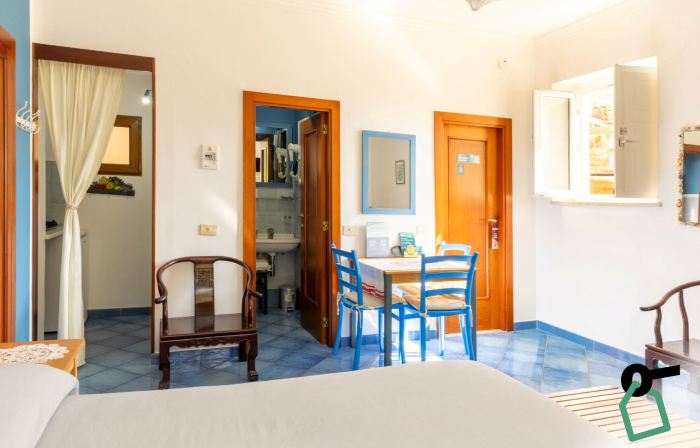 Hotiday Ponza Scogliera