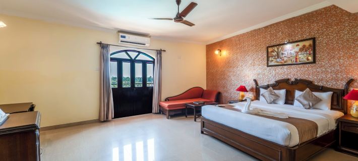 Nazri Resort Hotels in Baga