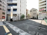 SUPER HOTEL Yokkaichi Station - parking