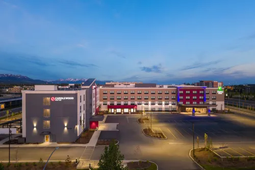 Holiday Inn Express & Suites Anchorage - Midtown by IHG - Kolam Renang