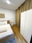 Stylish 3BR Apt in Central Ghent - Condos