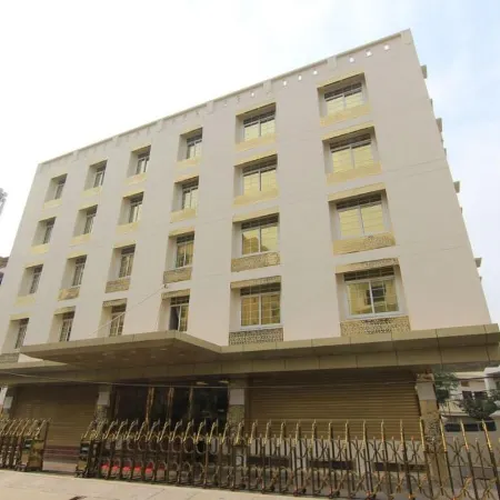 Hotel Galaxy Grand