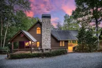 Heated Pool Mtn Views Sleeps 20 Game Room - Jacuzzi