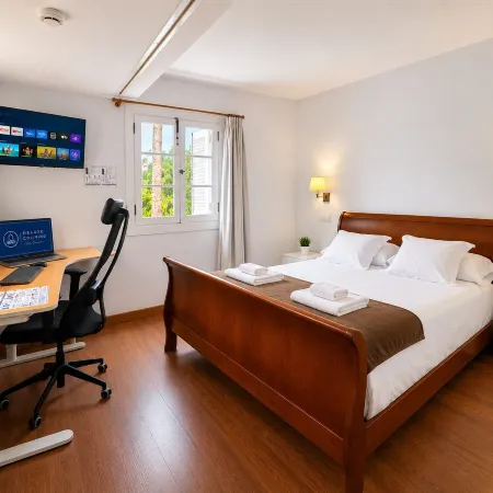 COLIVING CON COWORKING LIMPIEZA Y CAFÉ
