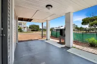 Flip Flop - Balcony
