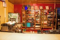 The Breeze Hotel, Busia - bar
