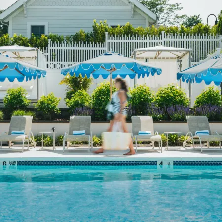 Canoe Place Inn & Cottages