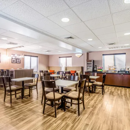Sleep Inn & Suites Harrisonburg Near University