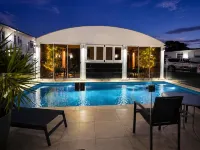 Ibis Styles Broken Hill - Pools