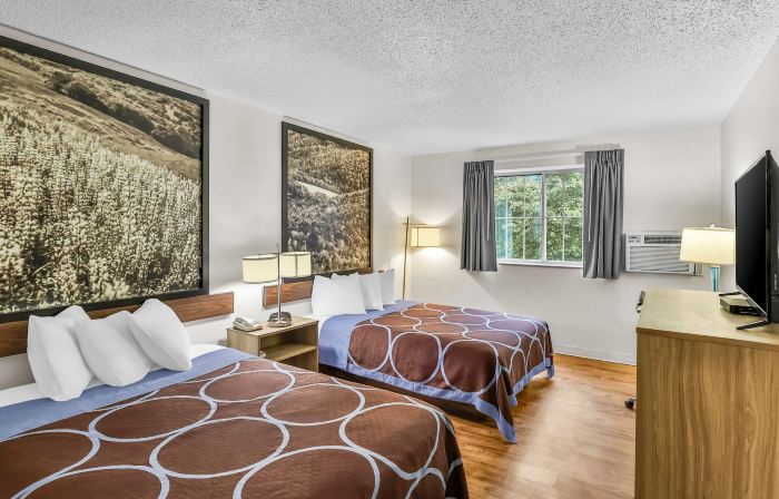 Super 8 by Wyndham East Stroudsburg/Poconos