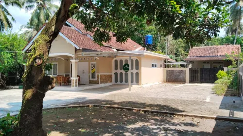 Bumi Abah Homestay - pantai