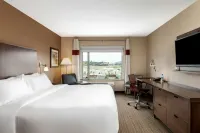 Four Points by Sheraton Kelowna Airport - วิวภูเขา