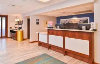 Hampton Inn Seattle-Airport - 2-Star