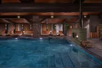 Ceylan Splend'or Uludag, Autograph Collection - Pools