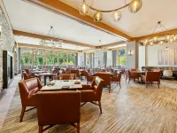 The St. Regis Deer Valley Hotels near Snowflake