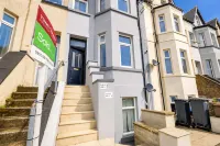 Cosy Modern Stay Prime - Cardiff Location - Free Parking - Condos