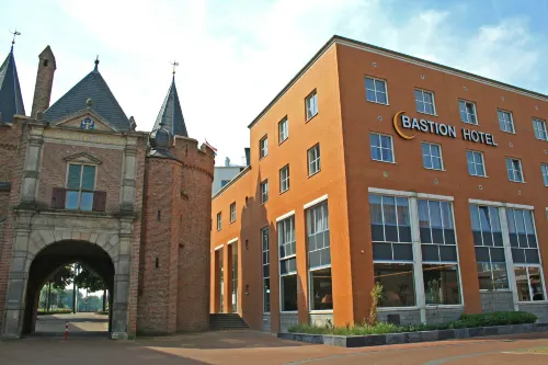 Bastion Hotel Arnhem - parking