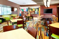 Fairfield Inn & Suites Wheeling at the Highlands - breakfast