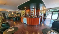 Hotel Azalea - bar