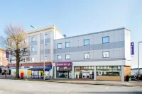 Premier Inn Eastbourne Town Centre - parking