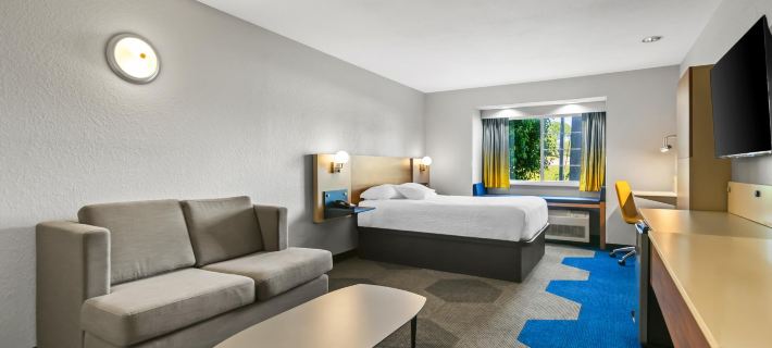 Microtel Inn & Suites by Wyndham Joplin Hotels in Jasper County